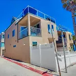 B5134 Nautical Beach House
